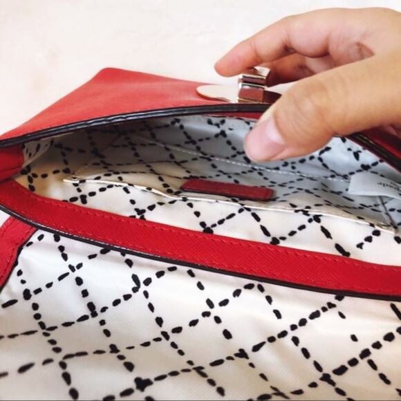 Kate Spade Red Saffiano Leather Crossbody Bag with Gold Hardware - Picture 5 of 8